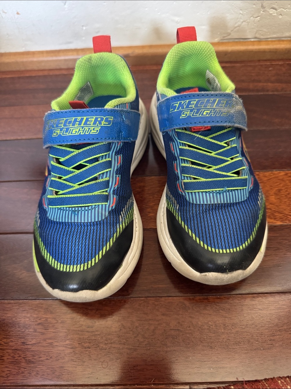 Skechers Kids Blue & Neon Green Light-Up Sneakers . Small kid size 12